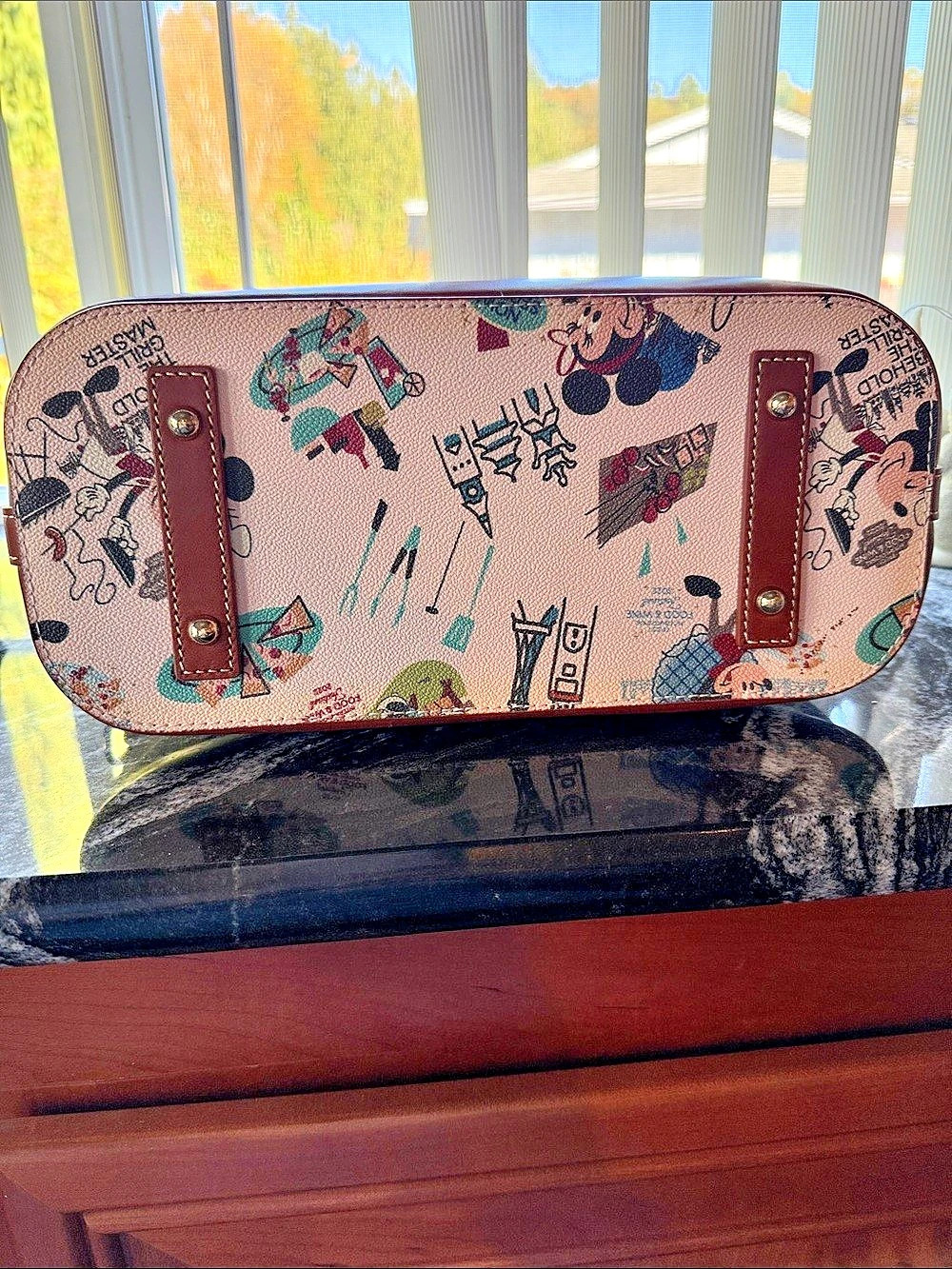 Like New Dooney & Bourke EPCOT International Food & Wine Festival 2022 Satchel - Picture 3 of 9
